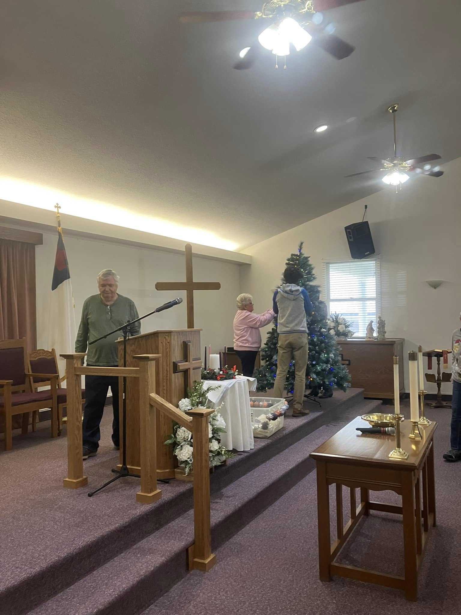 Beaconsfield Church building and cemetery grounds